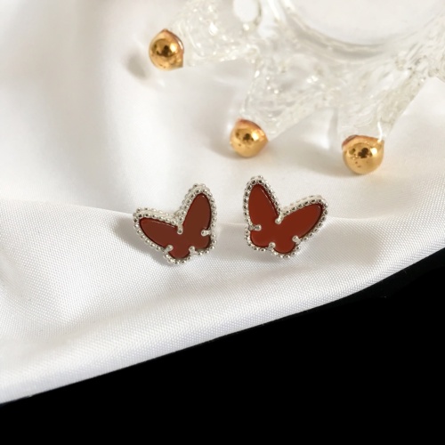 Van Cleef &amp; Arpels Earrings For Women #1239116 $25.00 USD, Wholesale Replica Van Cleef &amp; Arpels Earrings