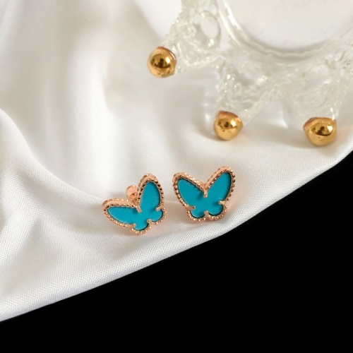 Van Cleef &amp; Arpels Earrings For Women #1239124 $25.00 USD, Wholesale Replica Van Cleef &amp; Arpels Earrings