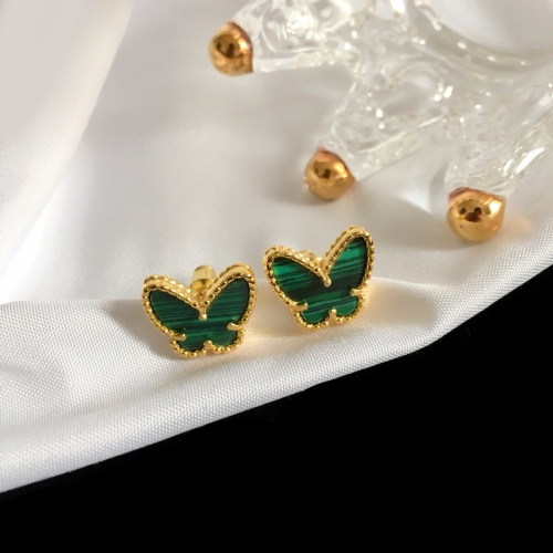 Van Cleef &amp; Arpels Earrings For Women #1239128 $25.00 USD, Wholesale Replica Van Cleef &amp; Arpels Earrings