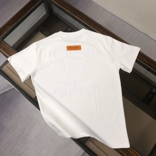 Replica Louis Vuitton LV T-Shirts Short Sleeved For Unisex #1239249 $41.00 USD for Wholesale