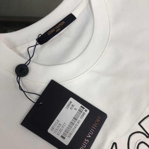 Replica Louis Vuitton LV T-Shirts Short Sleeved For Unisex #1239254 $41.00 USD for Wholesale