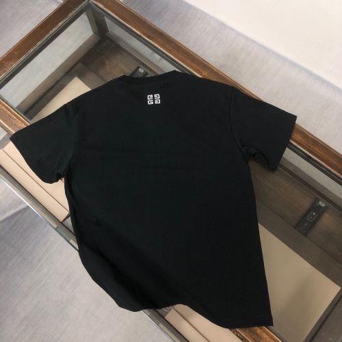 Replica Givenchy T-Shirts Short Sleeved For Unisex #1239265 $41.00 USD for Wholesale