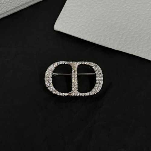 Christian Dior Brooches For Women #1239907 $38.00 USD, Wholesale Replica Christian Dior Brooches