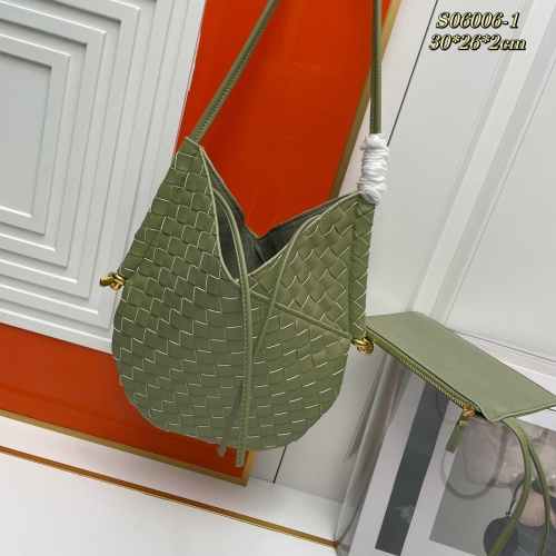 Bottega Veneta BV AAA Quality Shoulder Bags For Women #1240933 $96.00 USD, Wholesale Replica Bottega Veneta BV AAA Quality Shoulder Bags