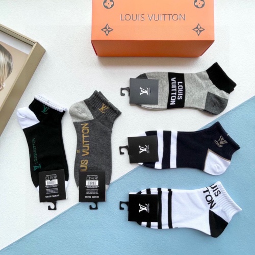 Replica Louis Vuitton LV Socks For Men #1242081 $27.00 USD for Wholesale