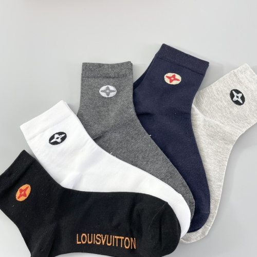 Replica Louis Vuitton LV Socks #1242165 $27.00 USD for Wholesale