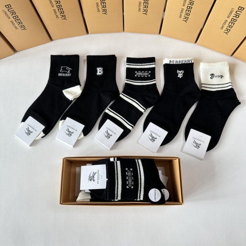 Burberry Socks #1242181 $27.00 USD, Wholesale Replica Burberry Socks