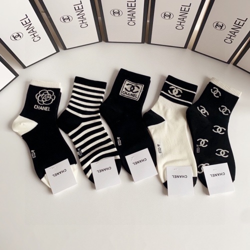 Chanel Socks #1242439 $27.00 USD, Wholesale Replica Chanel Socks