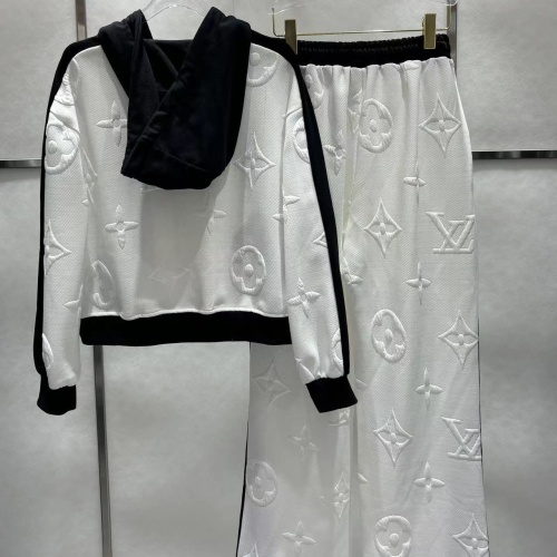 Replica Louis Vuitton LV Tracksuits Long Sleeved For Women #1242639 $108.00 USD for Wholesale