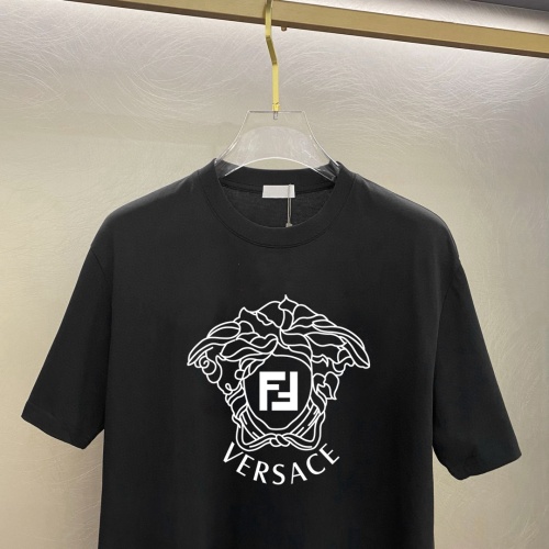 Replica Versace T-Shirts Short Sleeved For Unisex #1242864 $25.00 USD for Wholesale