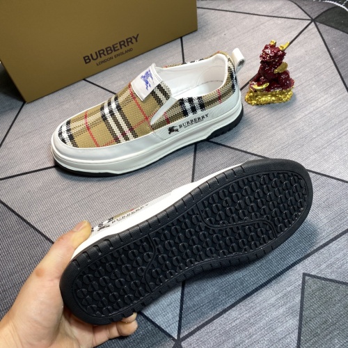 Replica Burberry Casual Shoes For Men #1243165 $76.00 USD for Wholesale