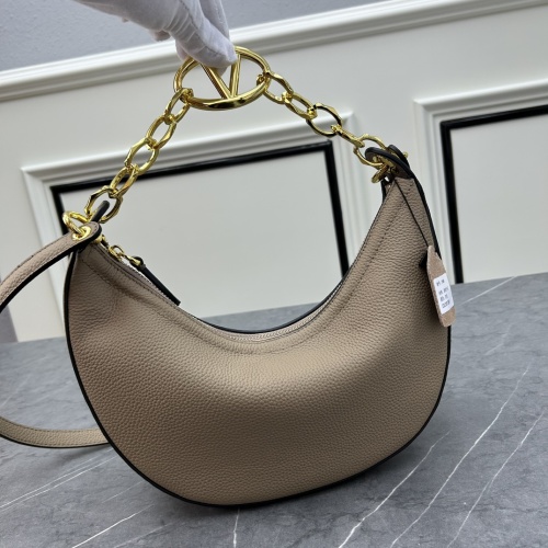 Replica Valentino AAA Quality Messenger Bags For Women #1247468 $98.00 USD for Wholesale