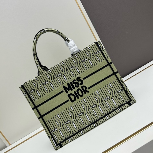 Christian Dior AAA Quality Tote-Handbags For Women #1247683 $96.00 USD, Wholesale Replica Christian Dior AAA Handbags