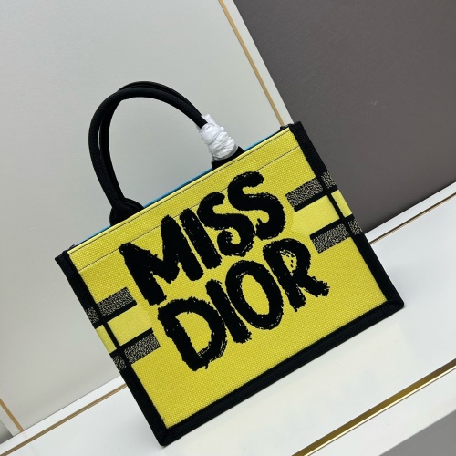 Christian Dior AAA Quality Tote-Handbags For Women #1247685 $96.00 USD, Wholesale Replica Christian Dior AAA Handbags