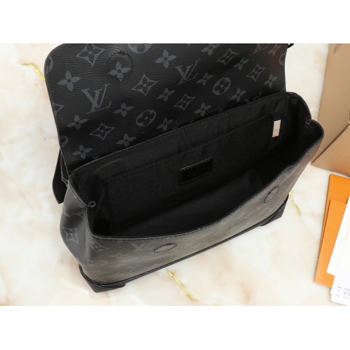 Replica Louis Vuitton AAA Quality Messenger Bags For Unisex #1248970 $68.00 USD for Wholesale