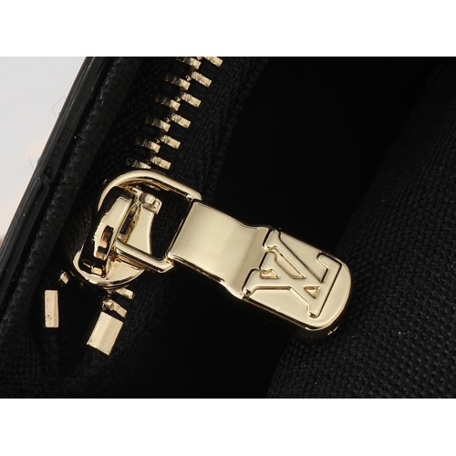 Replica Louis Vuitton AAA Quality Messenger Bags For Women #1248977 $64.00 USD for Wholesale