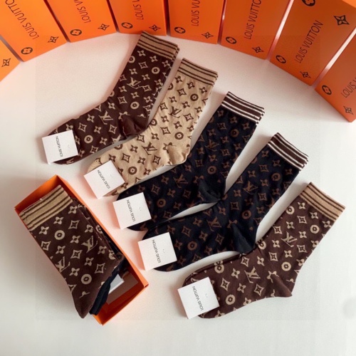 Replica Louis Vuitton LV Socks #1249259 $29.00 USD for Wholesale