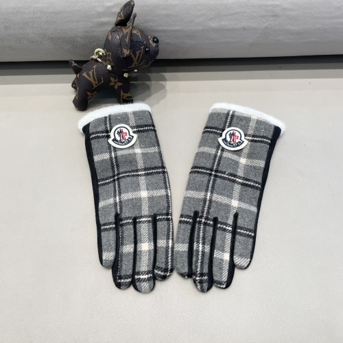 Moncler Gloves #1249271 $40.00 USD, Wholesale Replica Moncler Gloves