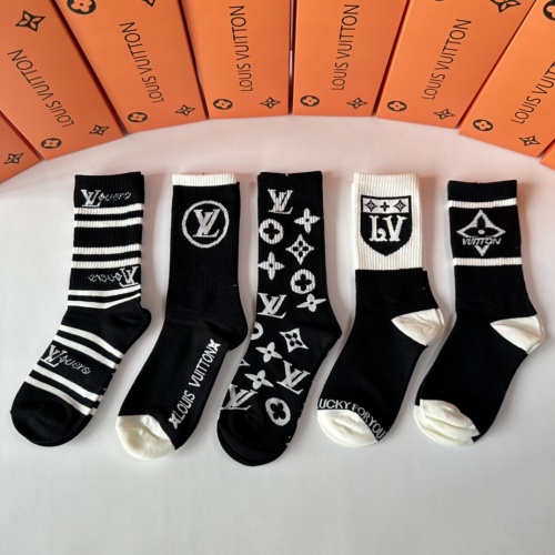 Louis Vuitton LV Socks #1249616 $29.00 USD, Wholesale Replica Louis Vuitton LV Socks