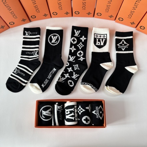 Replica Louis Vuitton LV Socks #1249616 $29.00 USD for Wholesale