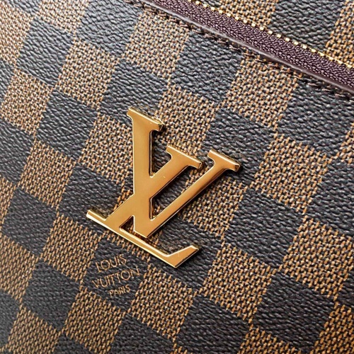 Replica Louis Vuitton AAA Man Messenger Bags #1249730 $72.00 USD for Wholesale