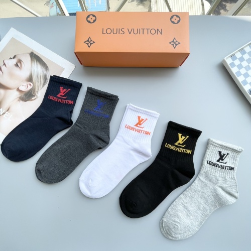 Replica Louis Vuitton LV Socks #1250079 $27.00 USD for Wholesale