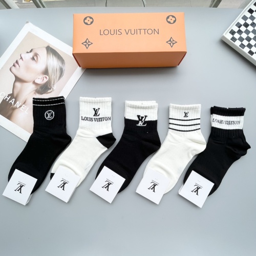 Louis Vuitton LV Socks #1250123 $27.00 USD, Wholesale Replica Louis Vuitton LV Socks