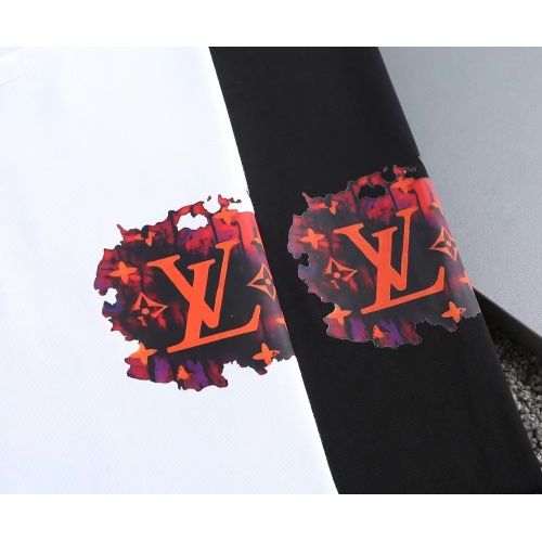 Replica Louis Vuitton LV T-Shirts Short Sleeved For Men #1250913 $29.00 USD for Wholesale