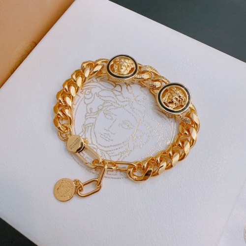 Versace Bracelets #1252068 $56.00 USD, Wholesale Replica Versace Bracelets