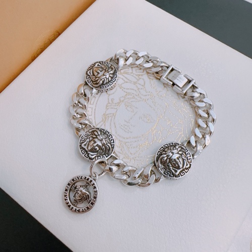 Versace Bracelets #1252079 $64.00 USD, Wholesale Replica Versace Bracelets