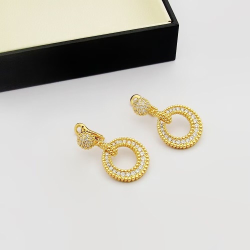 Van Cleef &amp; Arpels Earrings For Women #1252103 $29.00 USD, Wholesale Replica Van Cleef &amp; Arpels Earrings