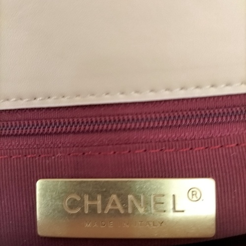 Replica Chanel AAA Quality Messenger Bags For Women #1252499 $88.00 USD for Wholesale