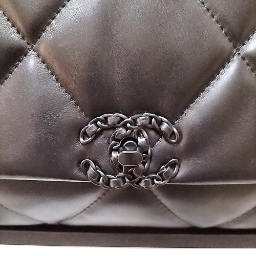 Replica Chanel AAA Quality Messenger Bags For Women #1252514 $88.00 USD for Wholesale