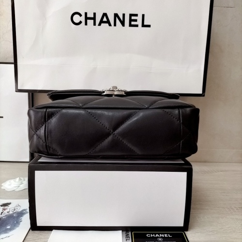 Replica Chanel AAA Quality Messenger Bags For Women #1252518 $82.00 USD for Wholesale