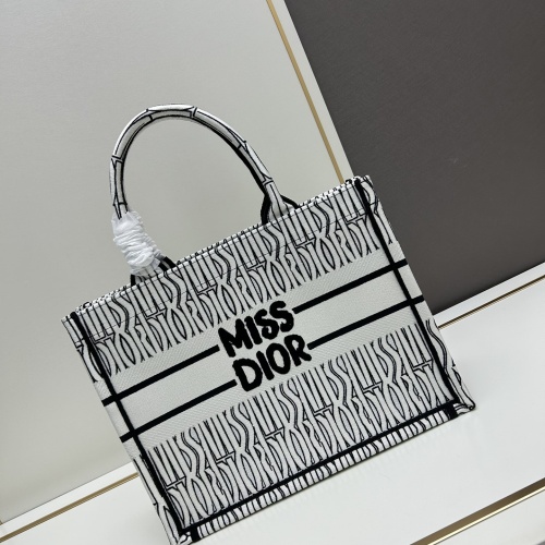 Replica Christian Dior AAA Quality Tote-Handbags For Women #1252622 $100.00 USD for Wholesale