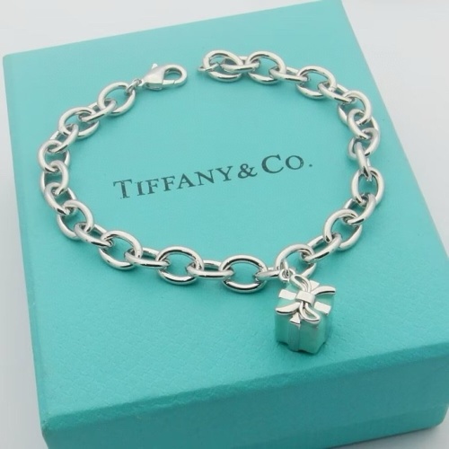 Replica Tiffany Bracelets #1252973 $27.00 USD for Wholesale