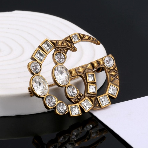 Replica Gucci Brooches For Women #1253018 $29.00 USD for Wholesale