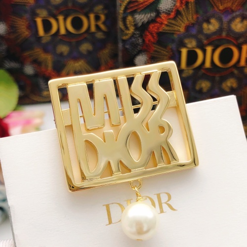 Christian Dior Brooches For Women #1253093 $29.00 USD, Wholesale Replica Christian Dior Brooches