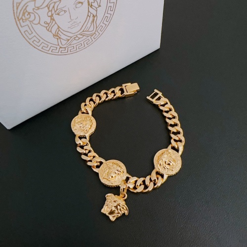 Versace Bracelets #1253103 $60.00 USD, Wholesale Replica Versace Bracelets