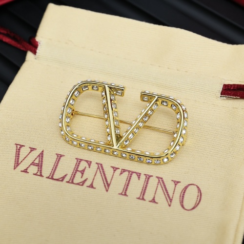 Valentino Brooches For Women #1253692 $27.00 USD, Wholesale Replica Valentino Brooches