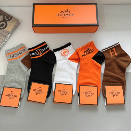 Hermes Socks #1261217 $27.00 USD, Wholesale Replica Hermes Socks