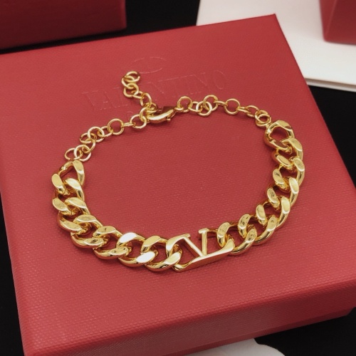 Valentino Bracelets #1261516 $27.00 USD, Wholesale Replica Valentino Bracelets