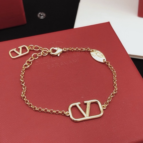 Valentino Bracelets #1261517 $27.00 USD, Wholesale Replica Valentino Bracelets