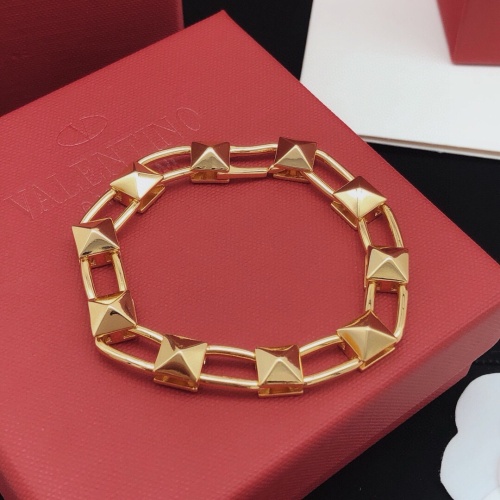 Valentino Bracelets #1261537 $29.00 USD, Wholesale Replica Valentino Bracelets