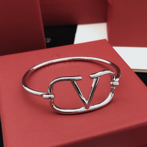 Valentino Bracelets #1261557 $27.00 USD, Wholesale Replica Valentino Bracelets