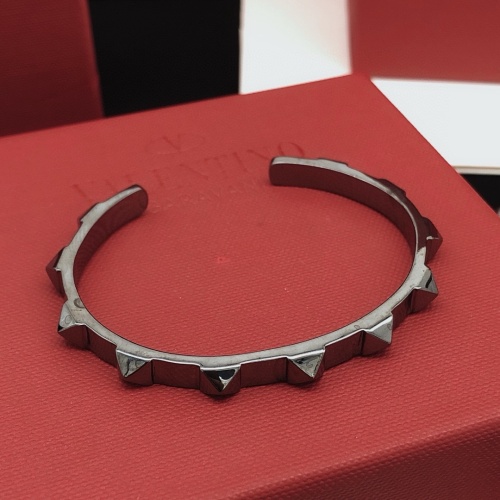 Valentino Bracelets #1261565 $29.00 USD, Wholesale Replica Valentino Bracelets