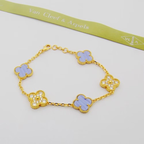 Van Cleef &amp; Arpels Bracelets For Women #1262399 $29.00 USD, Wholesale Replica Van Cleef &amp; Arpels Bracelets