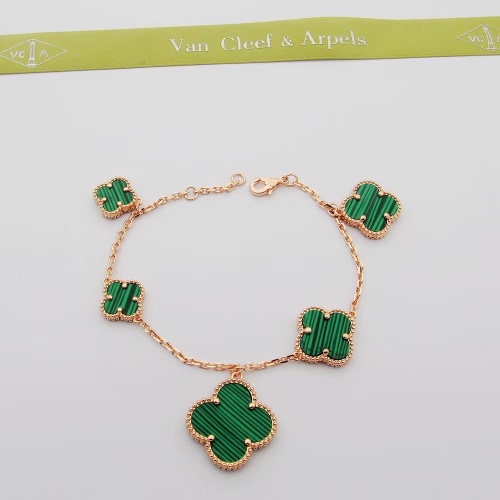 Van Cleef &amp; Arpels Bracelets For Women #1262414 $32.00 USD, Wholesale Replica Van Cleef &amp; Arpels Bracelets