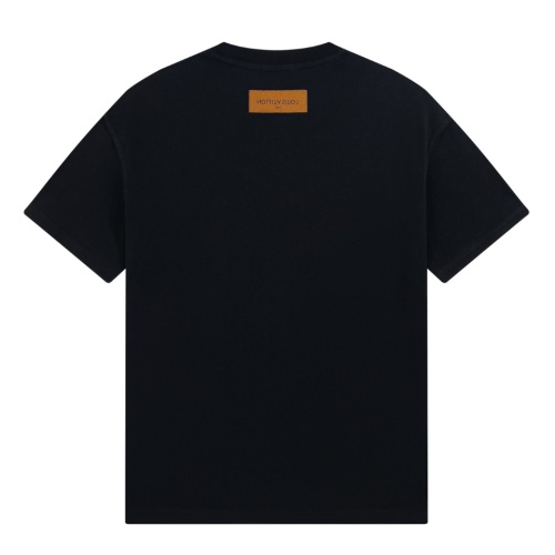 Replica Louis Vuitton LV T-Shirts Short Sleeved For Unisex #1262891 $40.00 USD for Wholesale