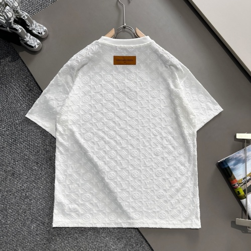 Replica Louis Vuitton LV T-Shirts Short Sleeved For Unisex #1262933 $48.00 USD for Wholesale